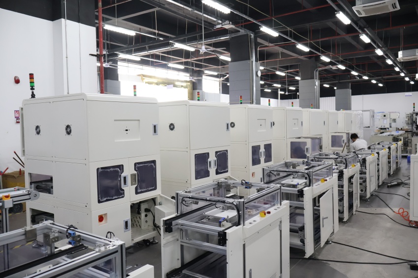 DCU汽车域控制器测试系统” /></p><p style=